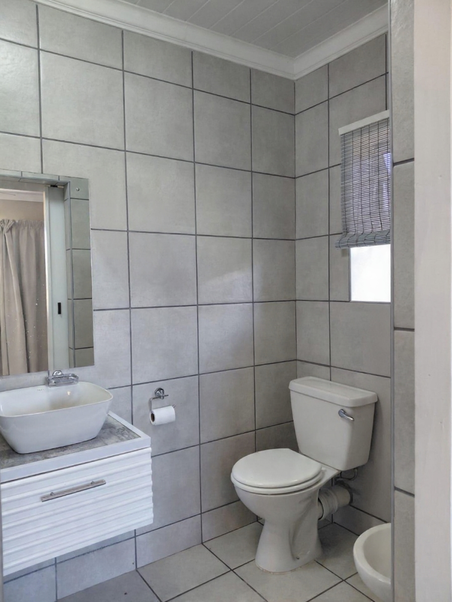 3 Bedroom Property for Sale in Stilbaai Wes Western Cape